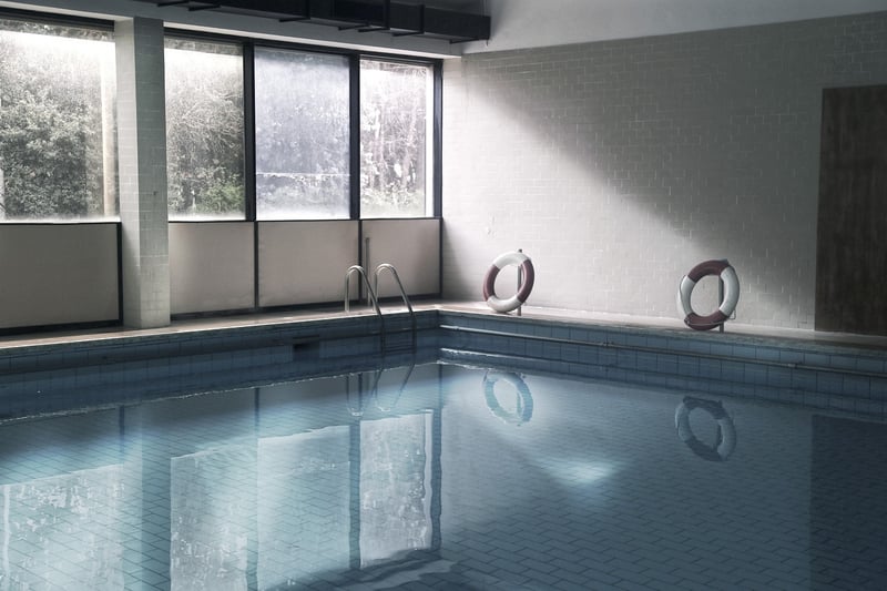 Hotel Pool